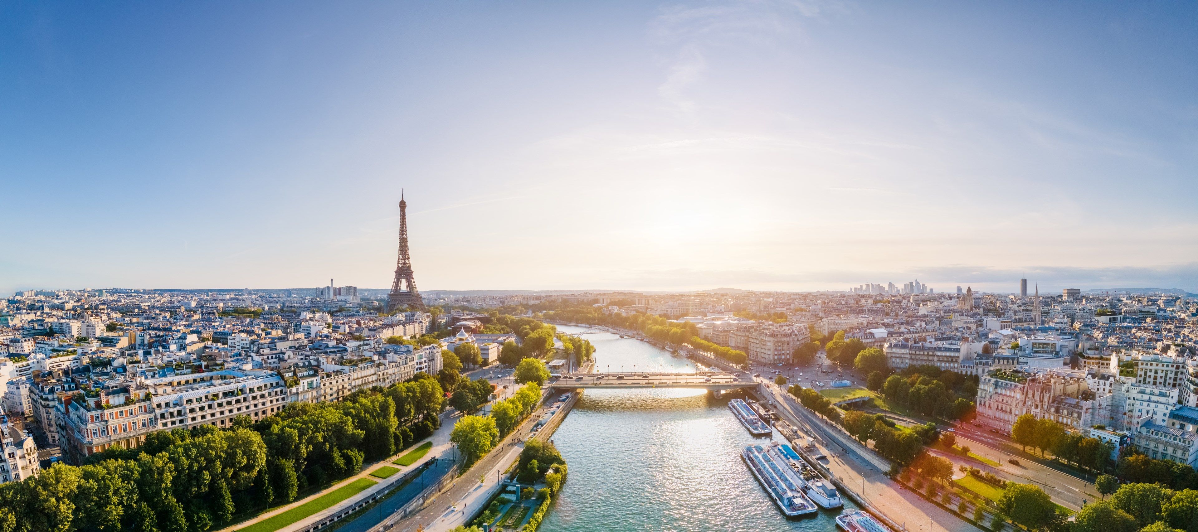 Cruising the Seine