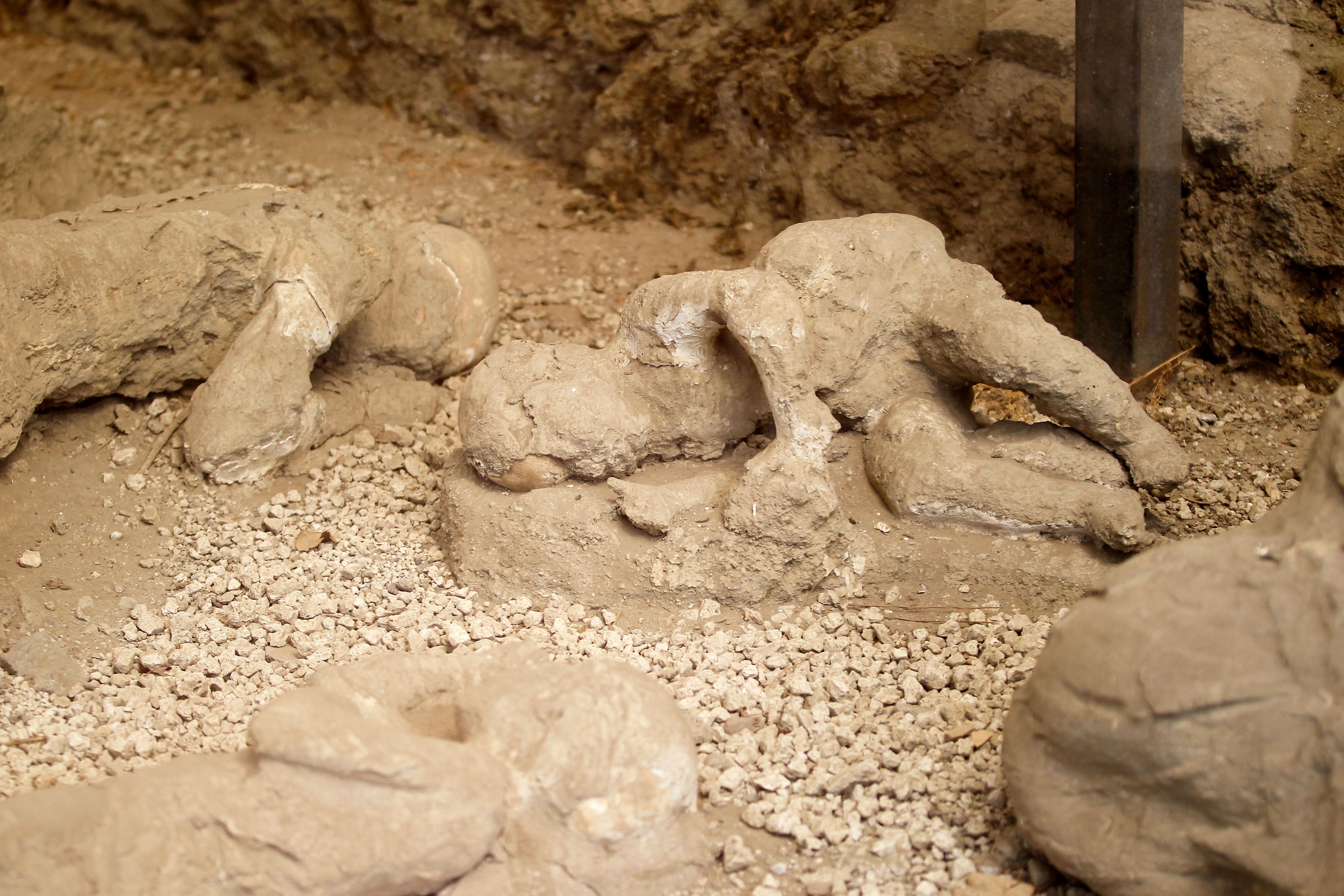 A Physician in Flight: Medicine and Catastrophe in Pompeii